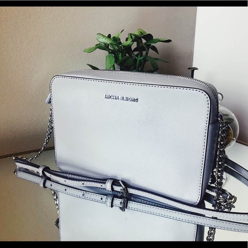 Michael Kors Jet Set Large Crossbody Purse Grey